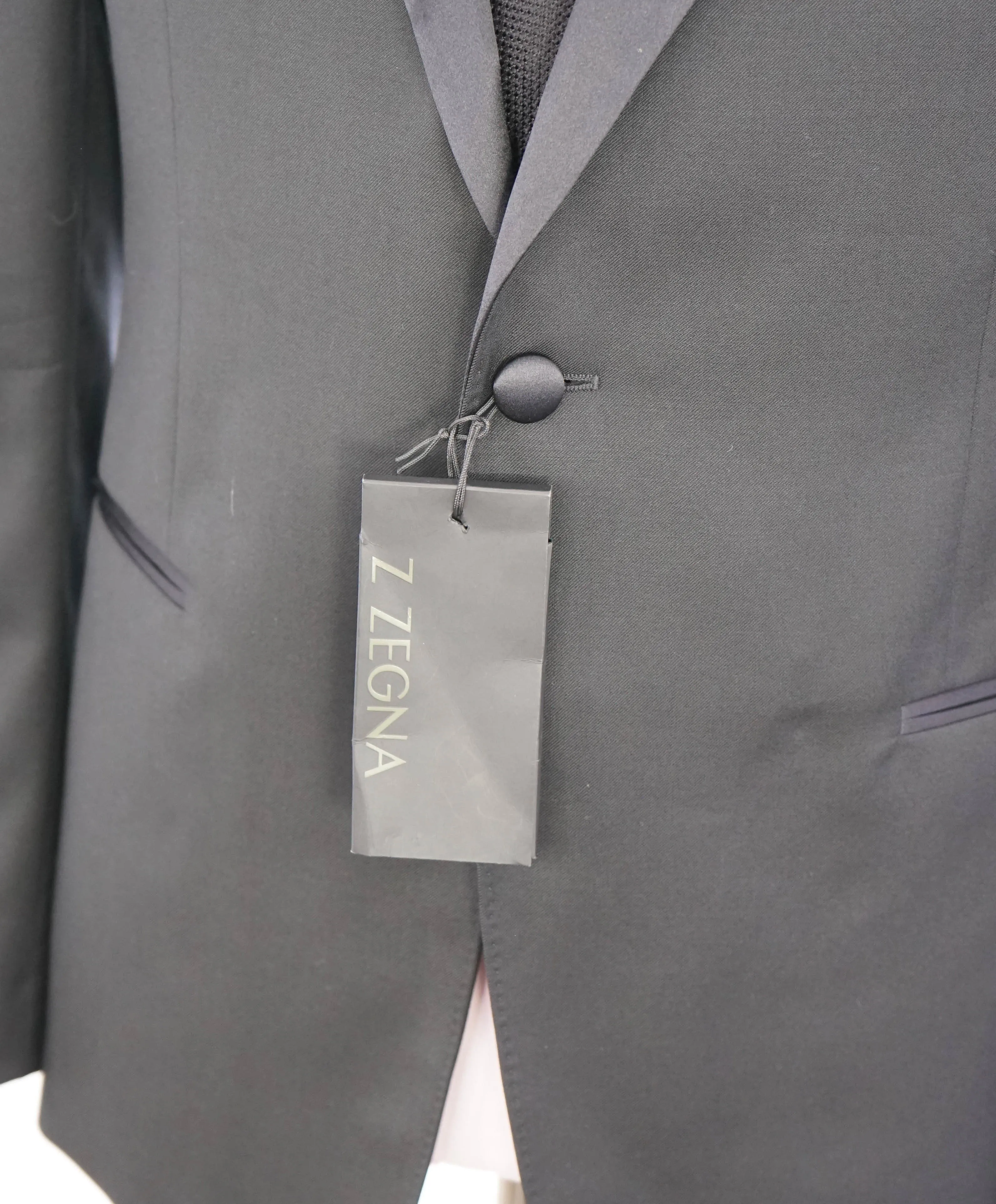 $1,295 Z ZEGNA - Black Peak Lapel 1-Button Dinner Jacket Blazer - 42R 33W  Pants
