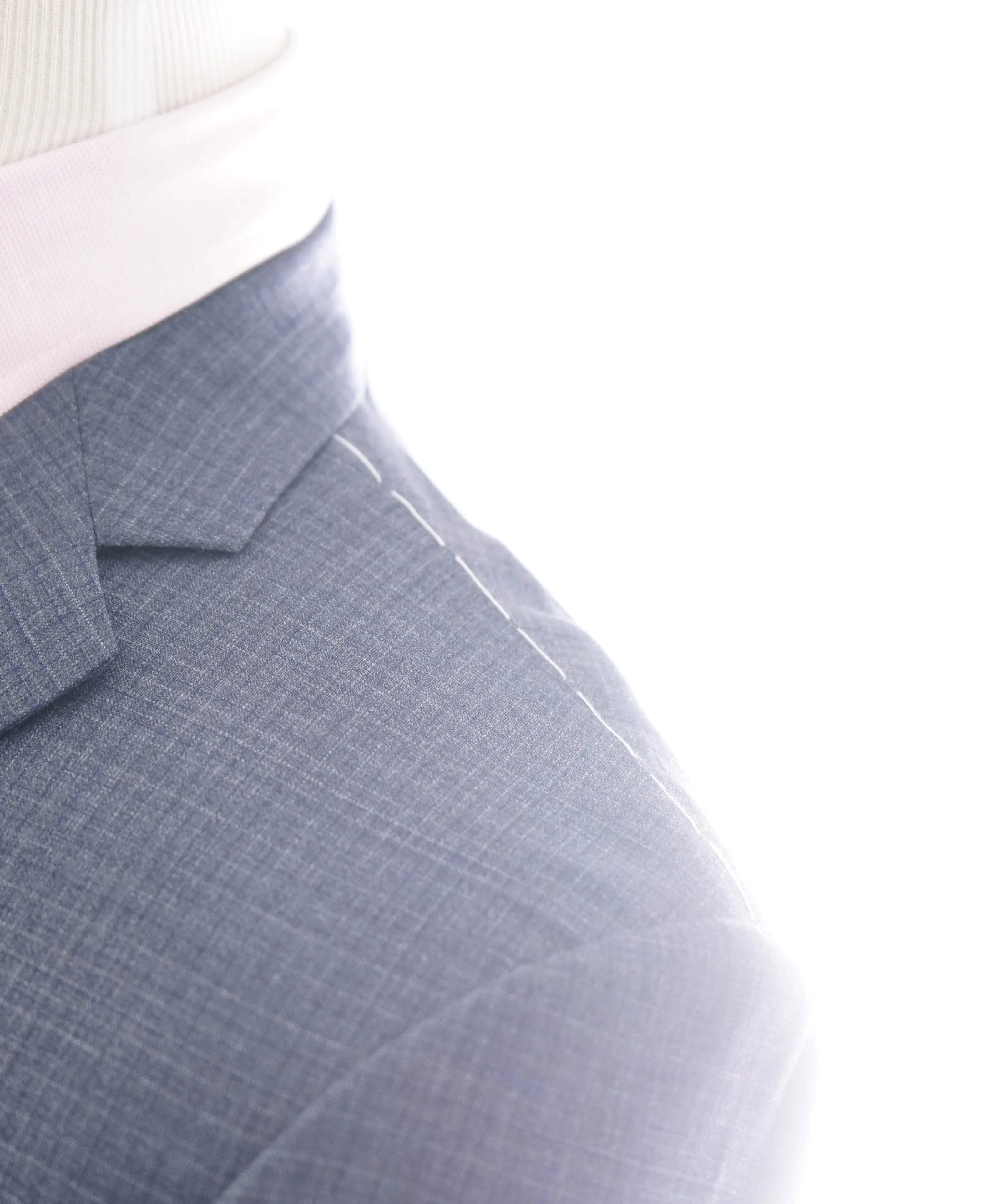 $1,595 CORNELIANI - *18,25 MICRONS* Blue Abstract Check Blazer - 40S