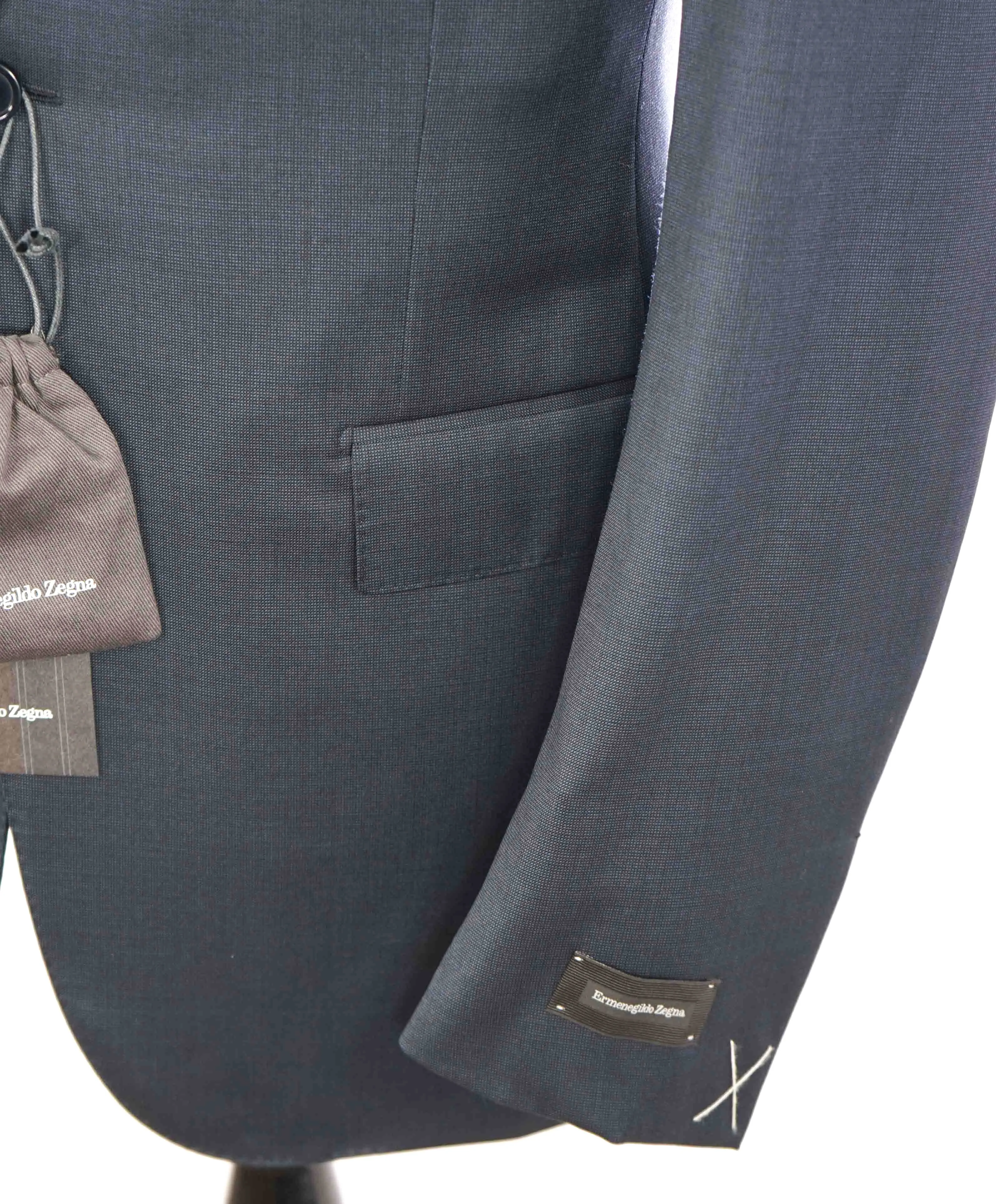 $3,250 ERMENEGILDO ZEGNA - "MULTISEASON" *Closet Staple* Teal Blue Suit -40L