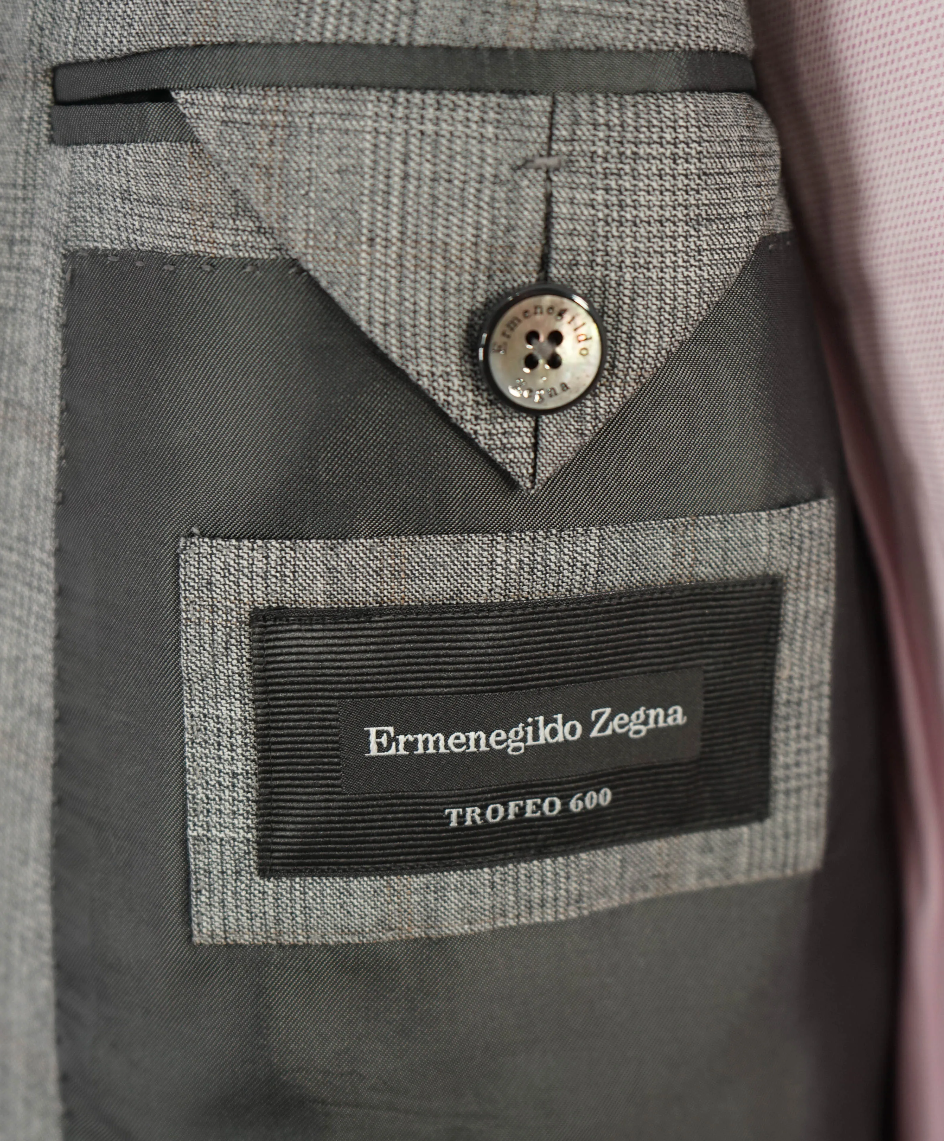 $3,250 ERMENEGILDO ZEGNA -"TROFEO 600" SILK Gray/Camel Check Blazer - 46R