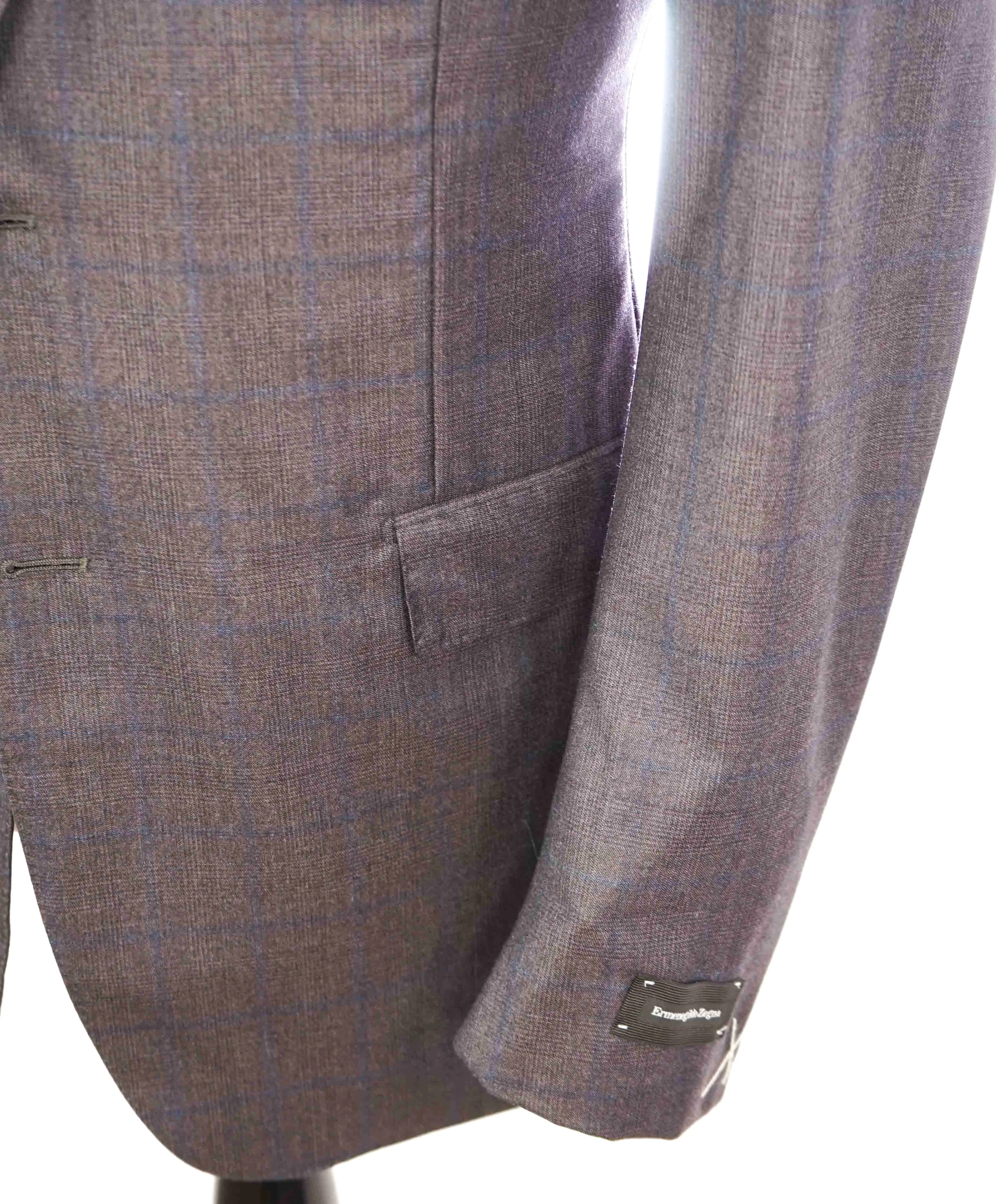 $3,290 ERMENEGILDO ZEGNA- “TORFEO 600” Burgundy & Blue Check Blazer- 46R