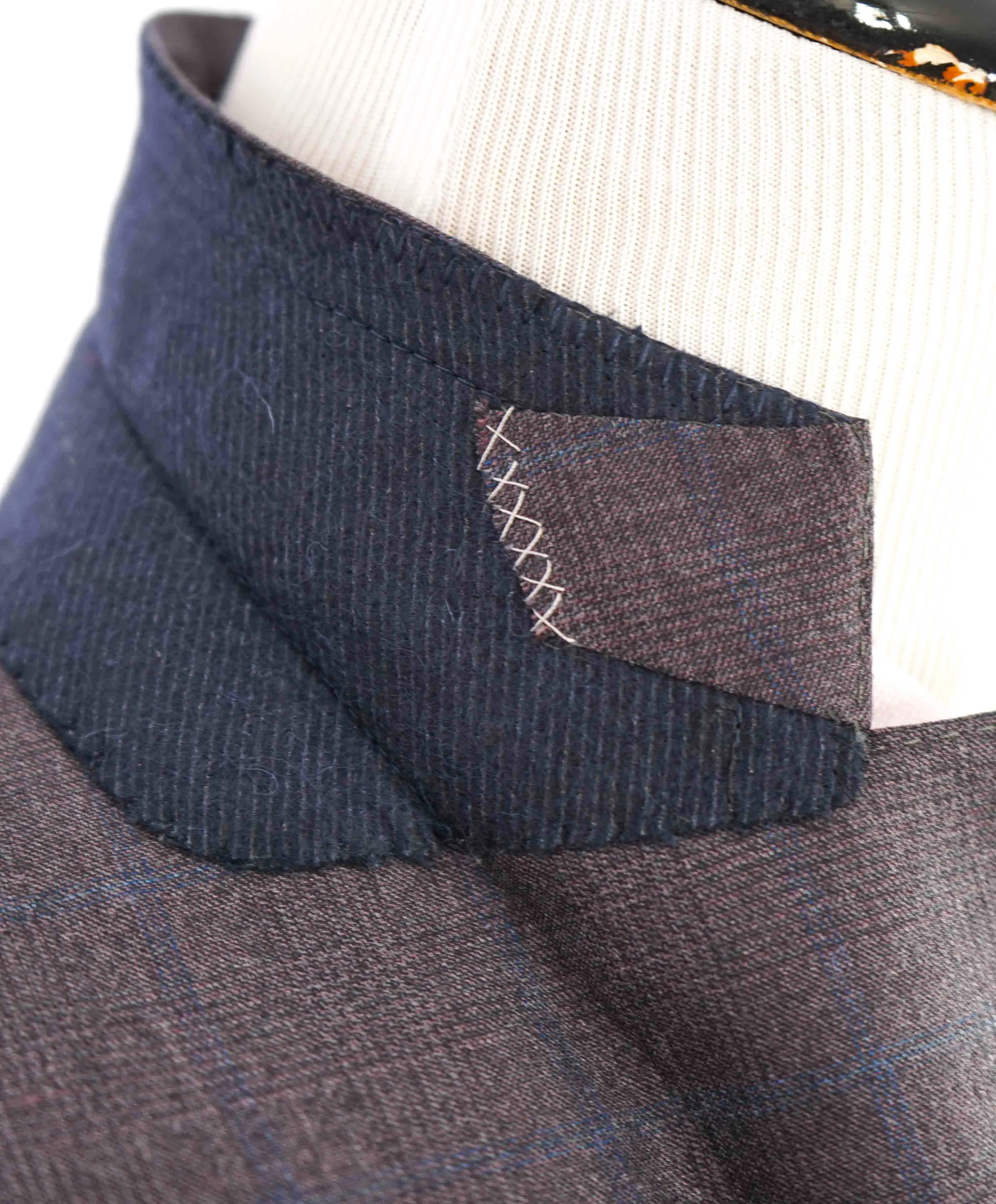 $3,290 ERMENEGILDO ZEGNA- “TORFEO 600” Burgundy & Blue Check Blazer- 46R