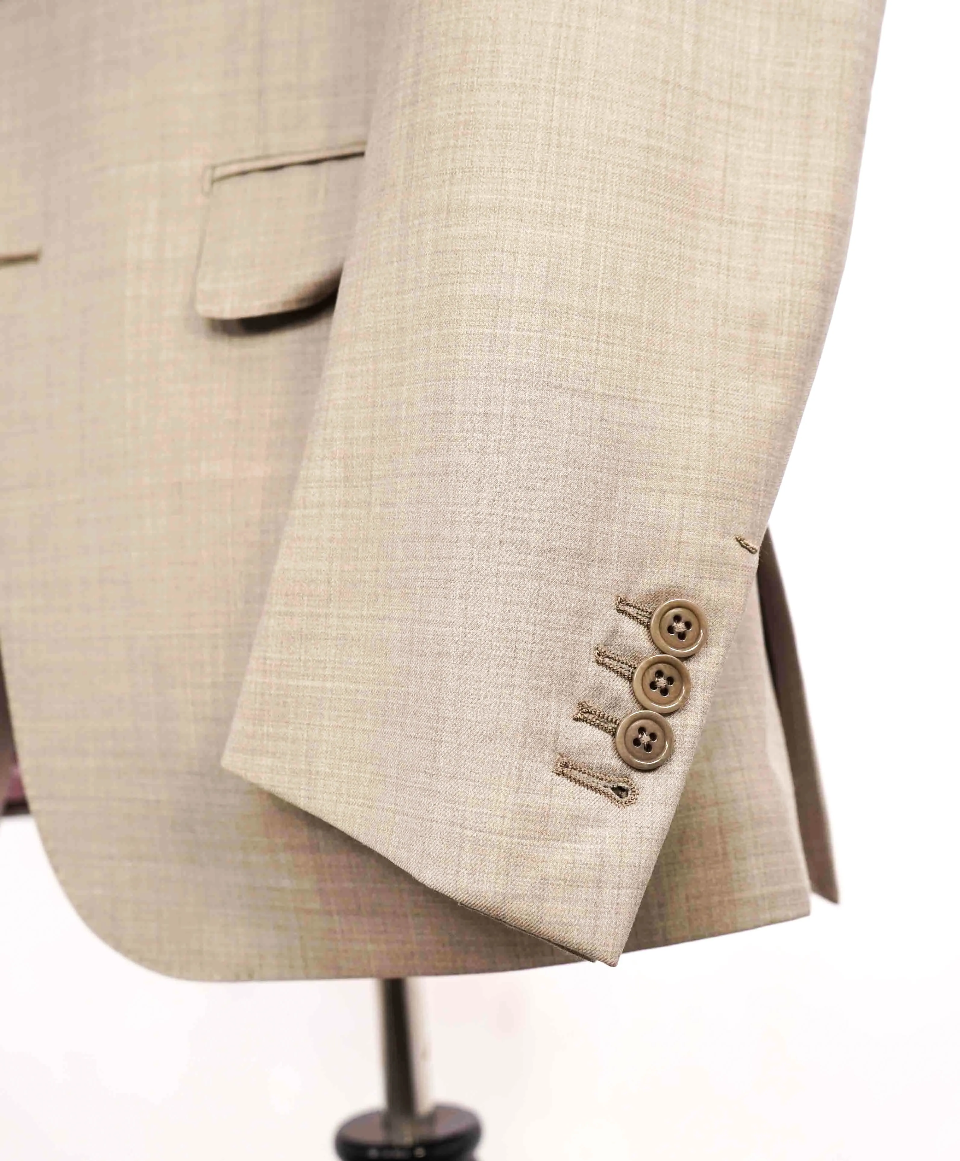 $3,995 ERMENEGILDO ZEGNA -"TROFEO 600" Neutral Premium Suit - 38R