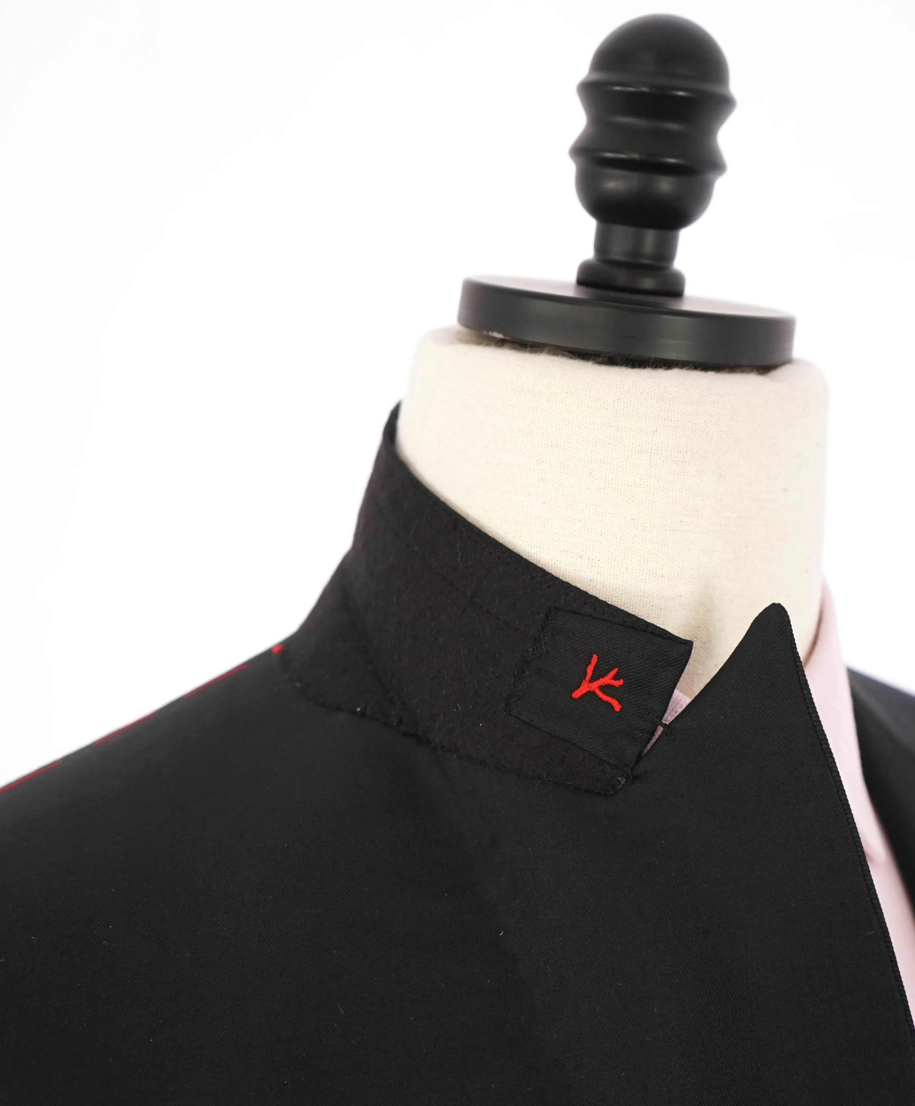 $4,595 ISAIA - "AQUASPIDER" Satin PEAK LAPEL Black Wool Tuxedo - 48R