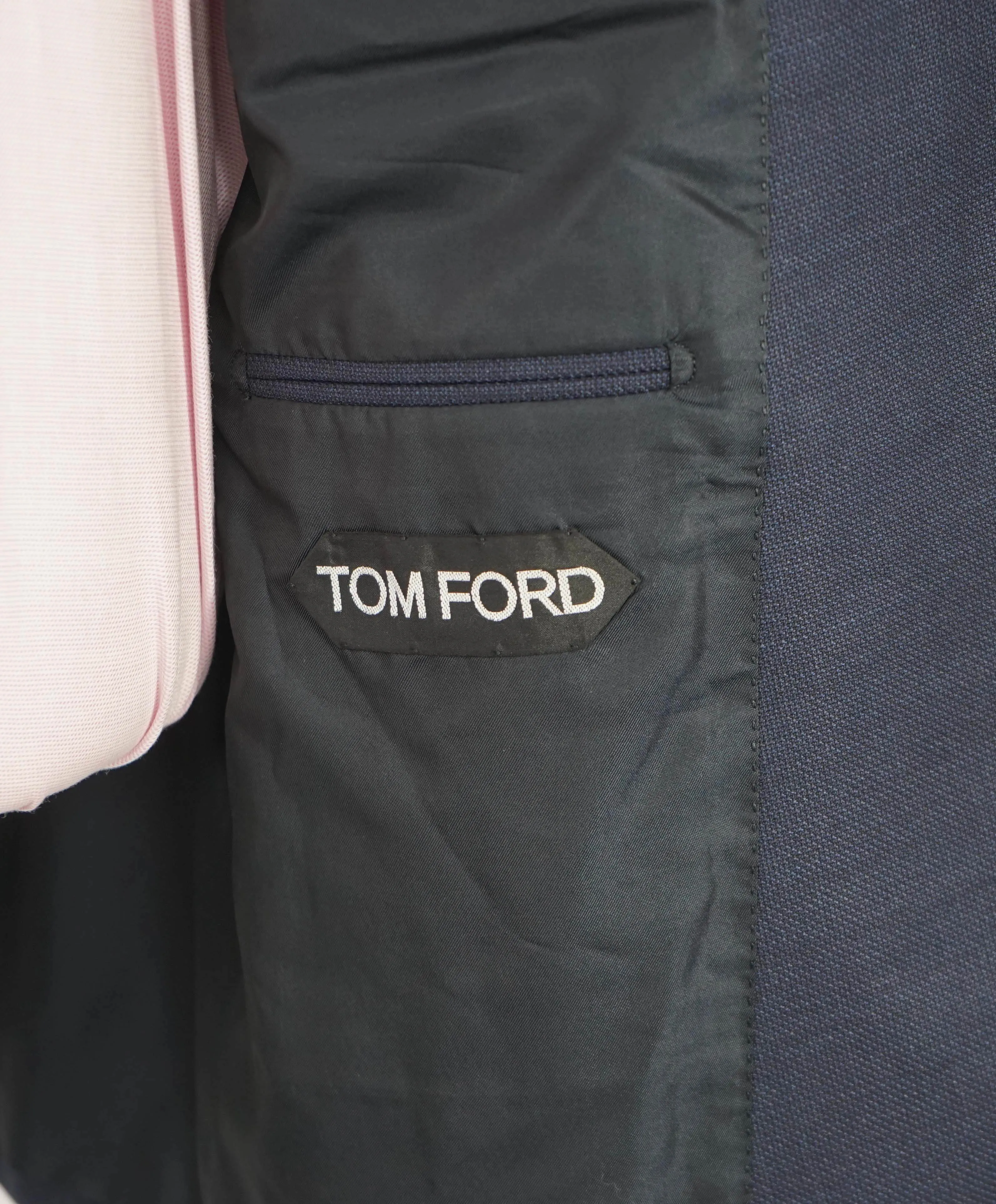 $6,990 TOM FORD - 2-Piece PEAK LAPEL "O' CONNOR" Navy Blue Side Tab Suit - 46R (56EU)