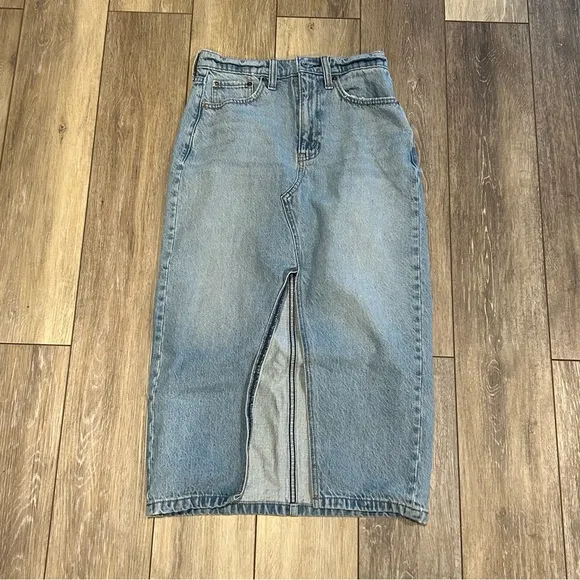 $80 Abercrombie and Fitch Denim Midi Skirt in Light Wash, 24