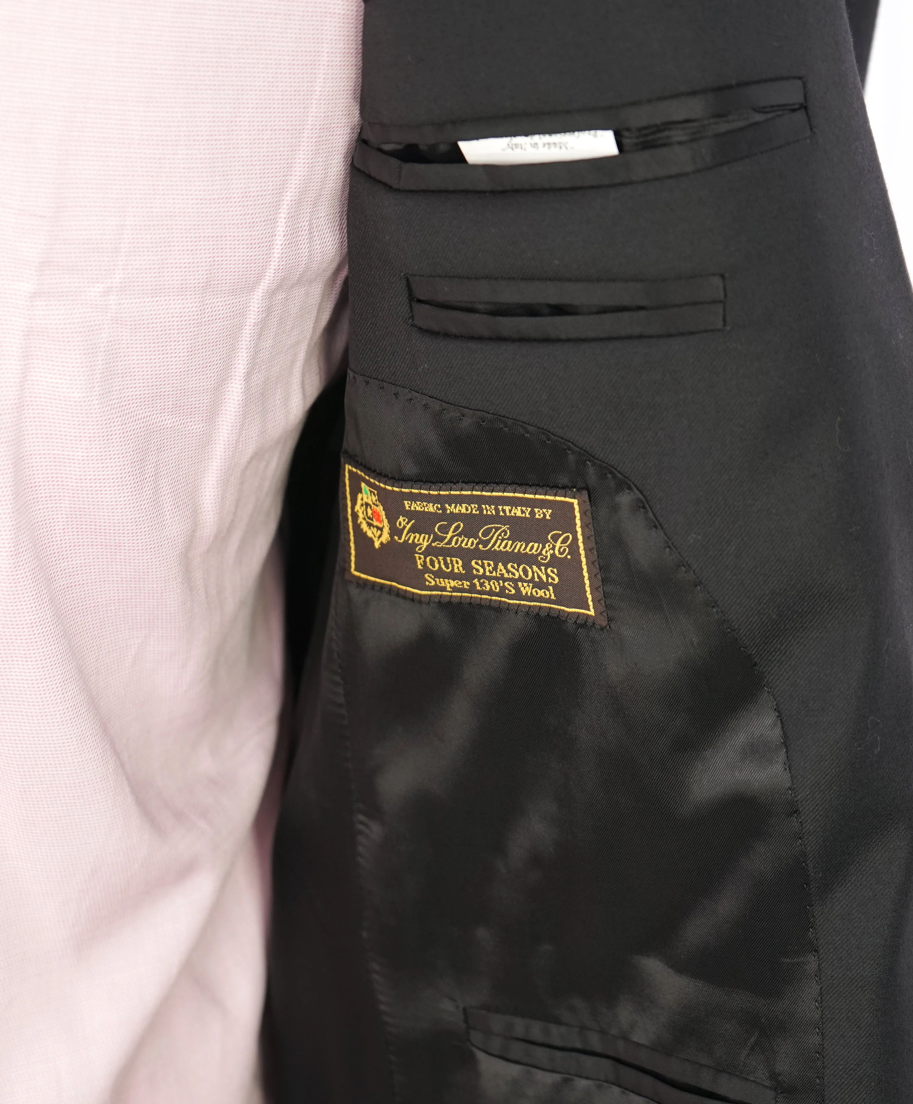 $995 LORO PIANA - MOVIMENTO “Four Seasons” 130s Black Blazer- 42L
