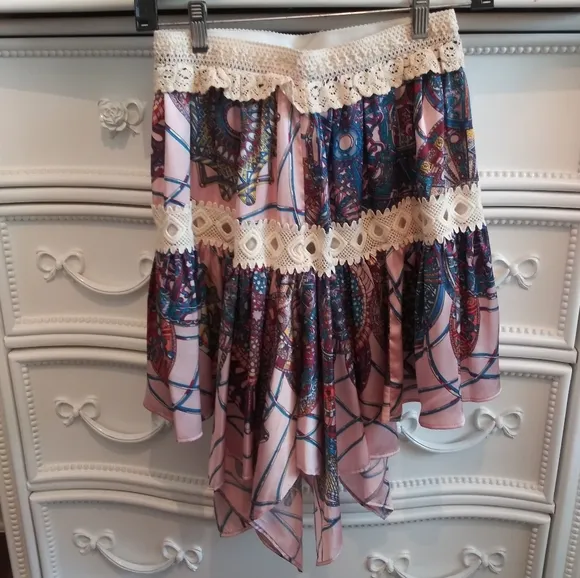 AMUSE by Patricia Forgeal Asymmetrical Skirt