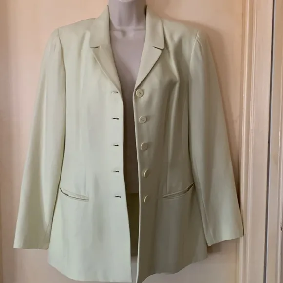Ann Taylor light green silk blazer size 8