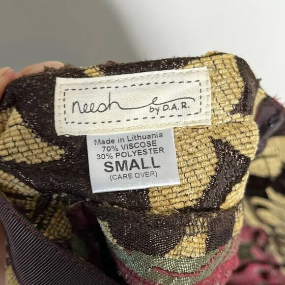 ANTHROPOLOGIE vintage Neesh by DAR jacquard print a line midi skirt size small