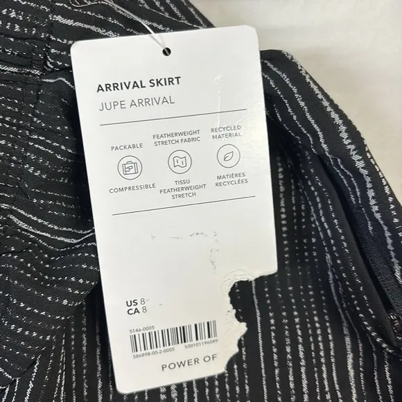 ATHLETA Arrival Skirt Pull On Midi in Amara Stripe Black Size 8 NWT