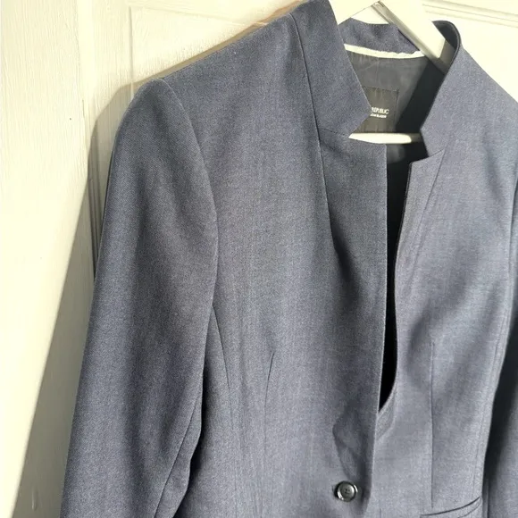 Banana Republic Long and Lean Inverted Collar Navy Blazer Jacket W-993 Sz 8