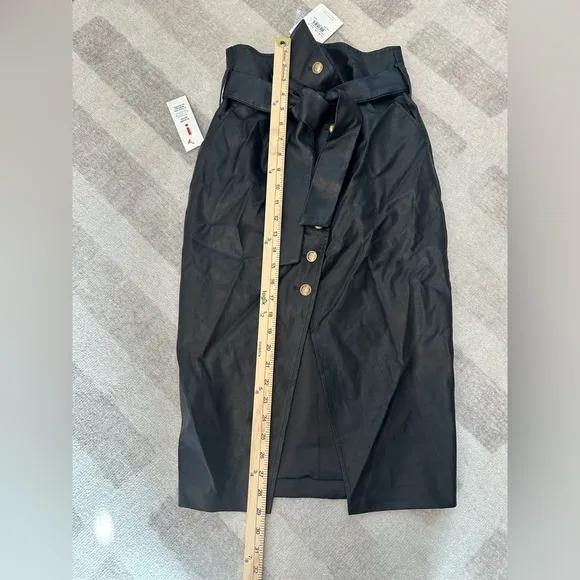 Bardot Women’s Wrap Button Pu Skirt In Black Faux Leather NWT (Size S/6)