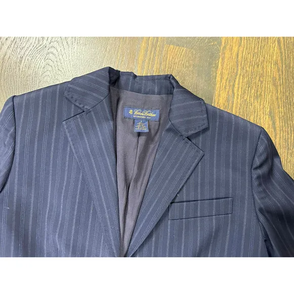 Brooks Brothers 100%wool Blazer Jacket Classic Navy Pinstriped Lined in Silk ~4