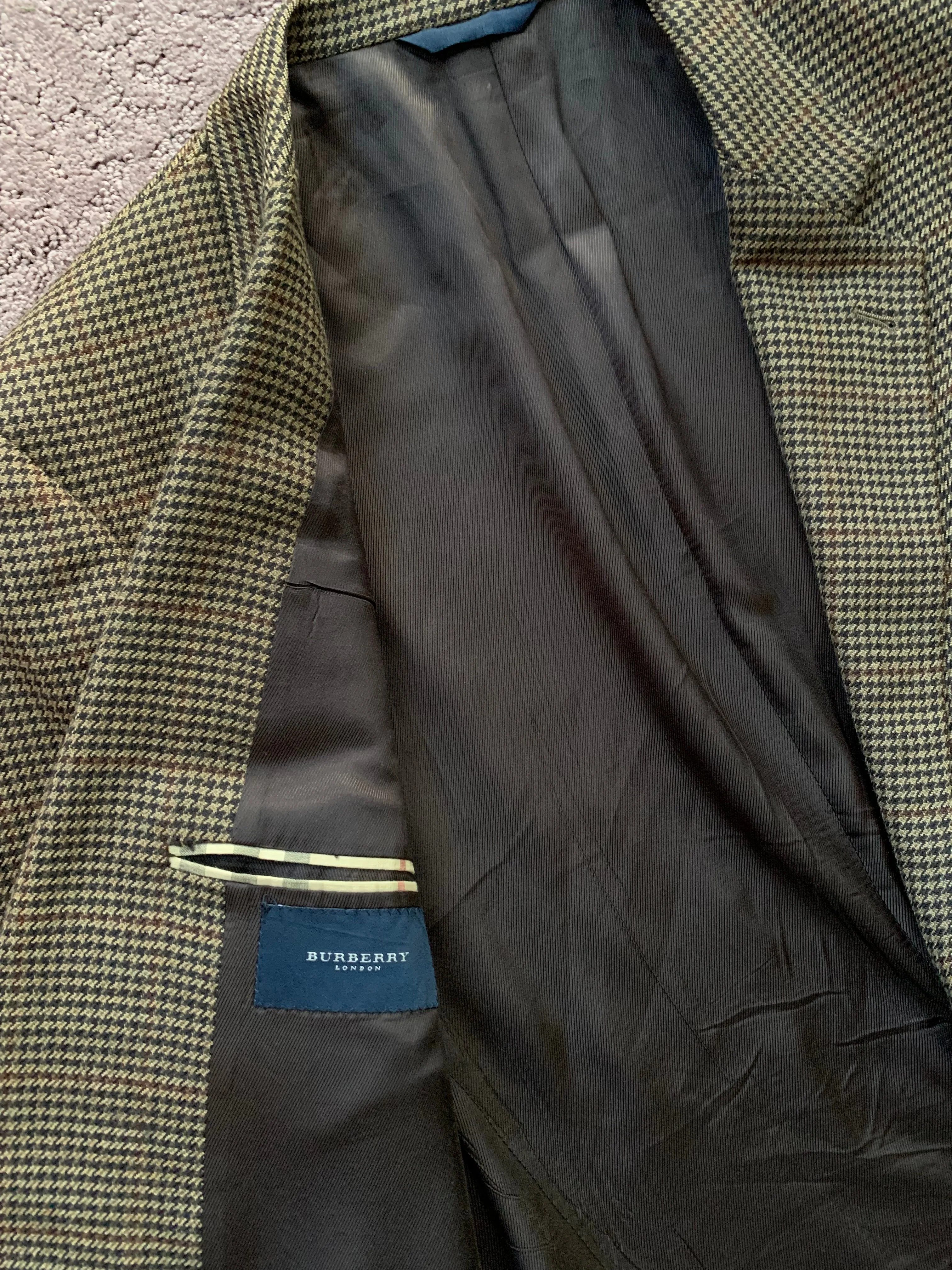 Burberry Blazer (46L)