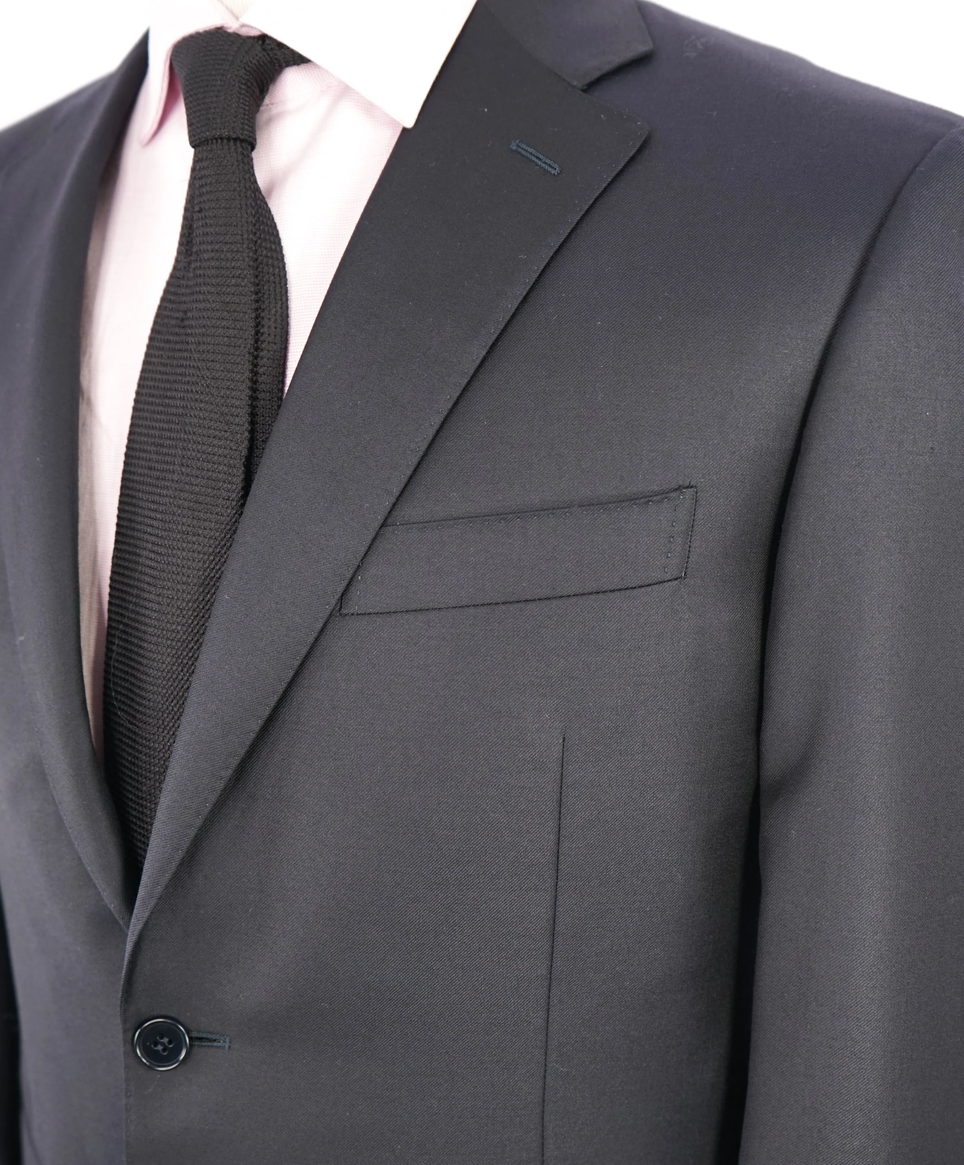 CANALI - *CLOSET STAPLE*  Solid Navy Blue Notch Lapel Suit - 40R