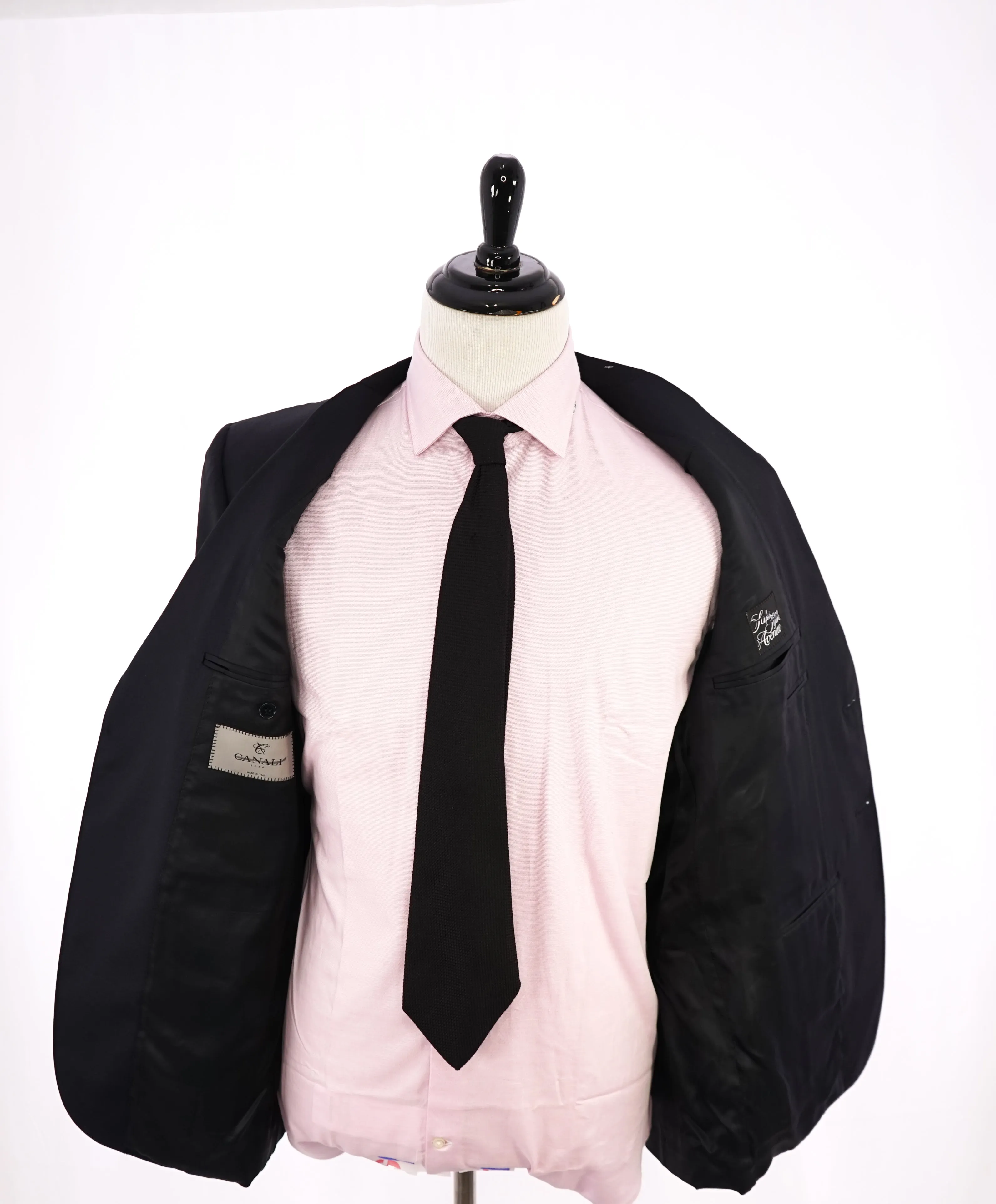 CANALI - *CLOSET STAPLE*  Solid Navy Blue Notch Lapel Suit - 40R