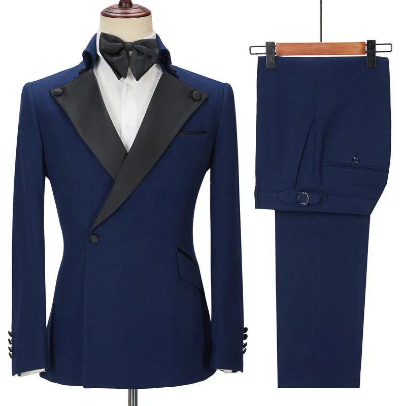 Chic Dark Navy Peak Lapel Two Pieces Classic Men Suit for Prom