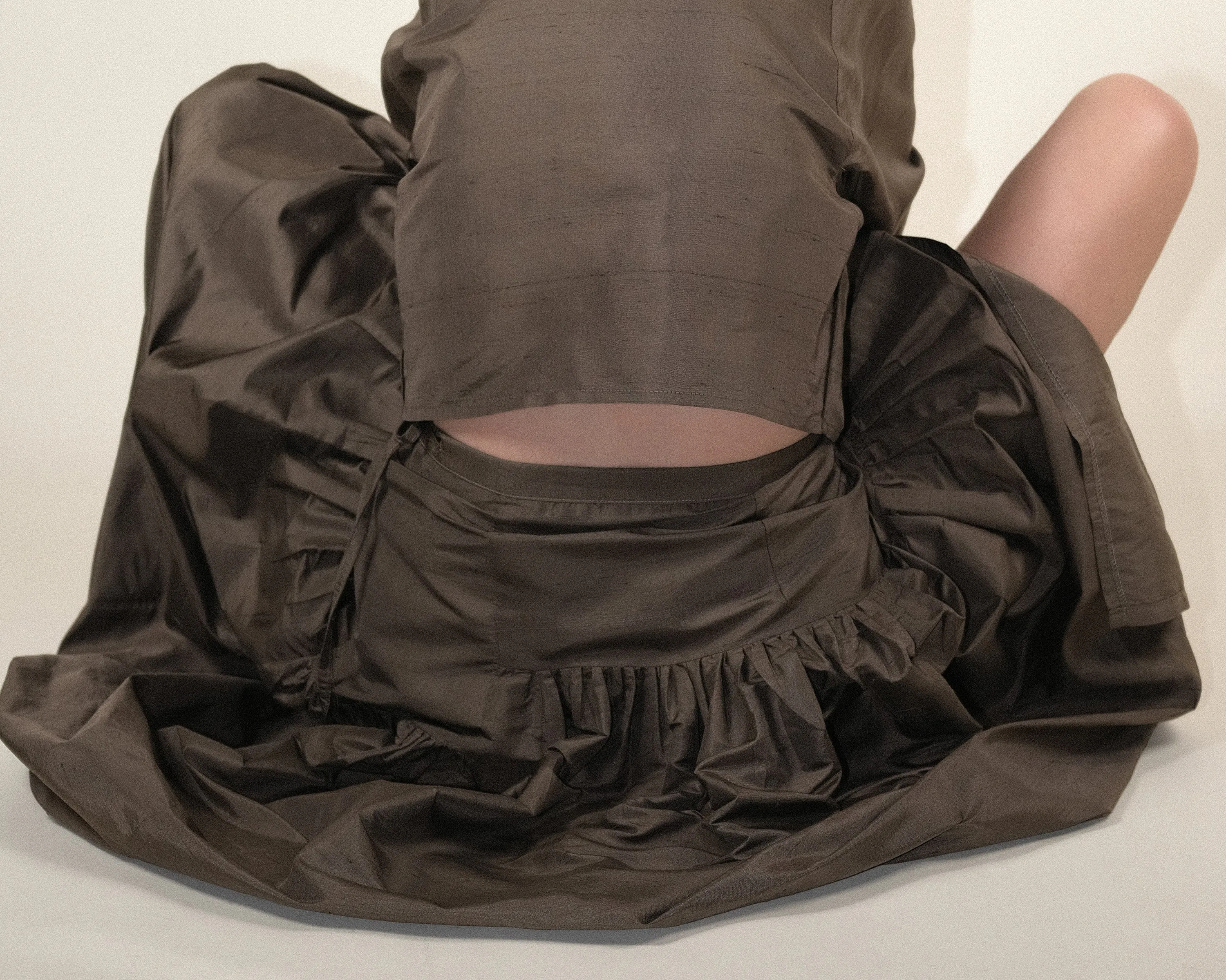GARDEN SKIRT — DEEP OLIVE