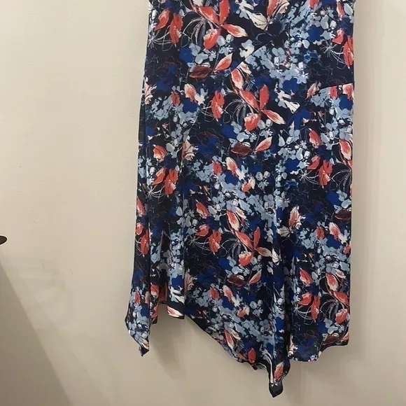 Gibson Ashley ASYMMETRICAL FLORAL MIDI SKIRT Blue Pink And White