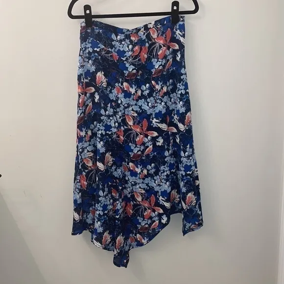 Gibson Ashley ASYMMETRICAL FLORAL MIDI SKIRT Blue Pink And White