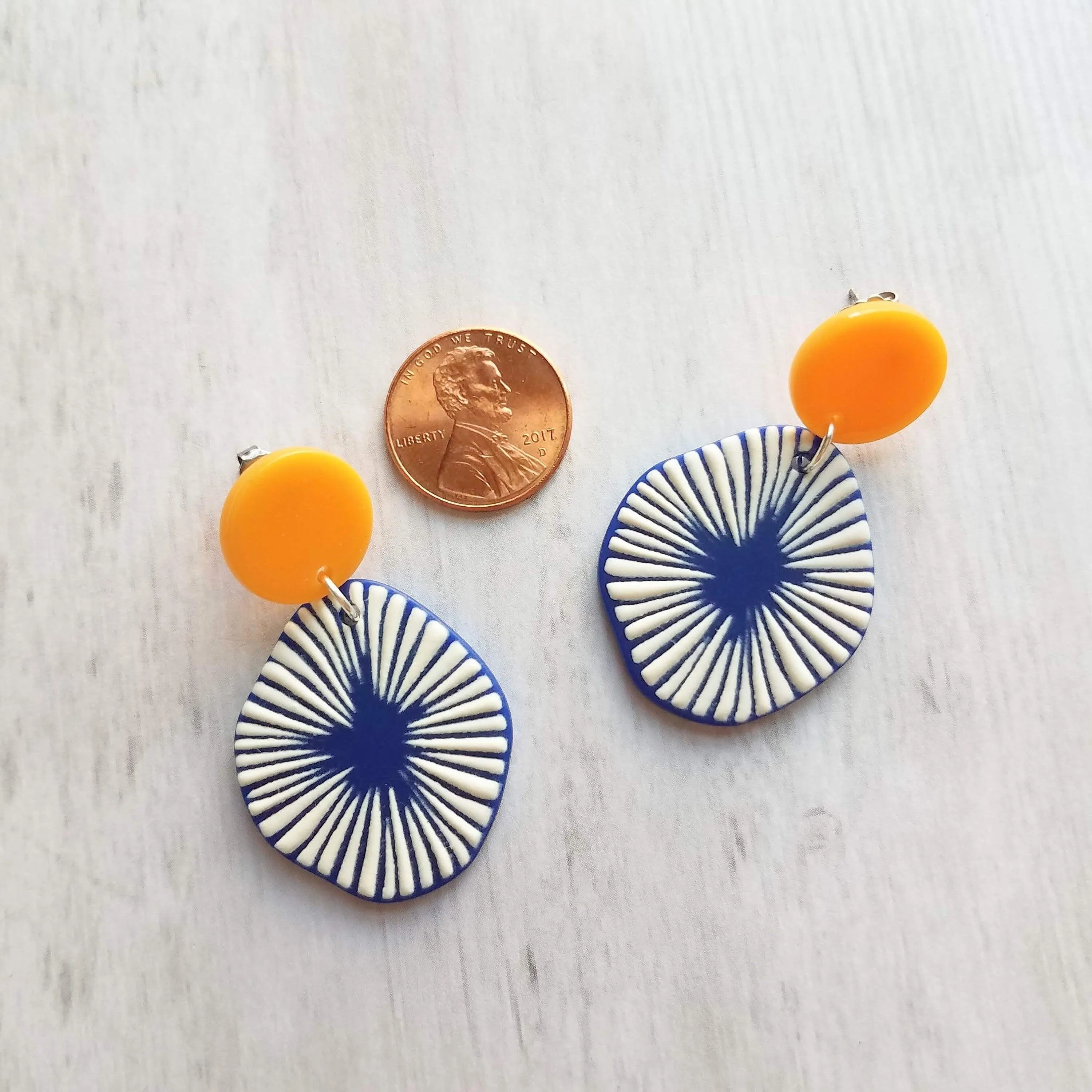 Large Chunky Earrings, 80s style earring, mustard yellow earring, blue orange earring, starburst earring, asymmetrical round acrylic earring