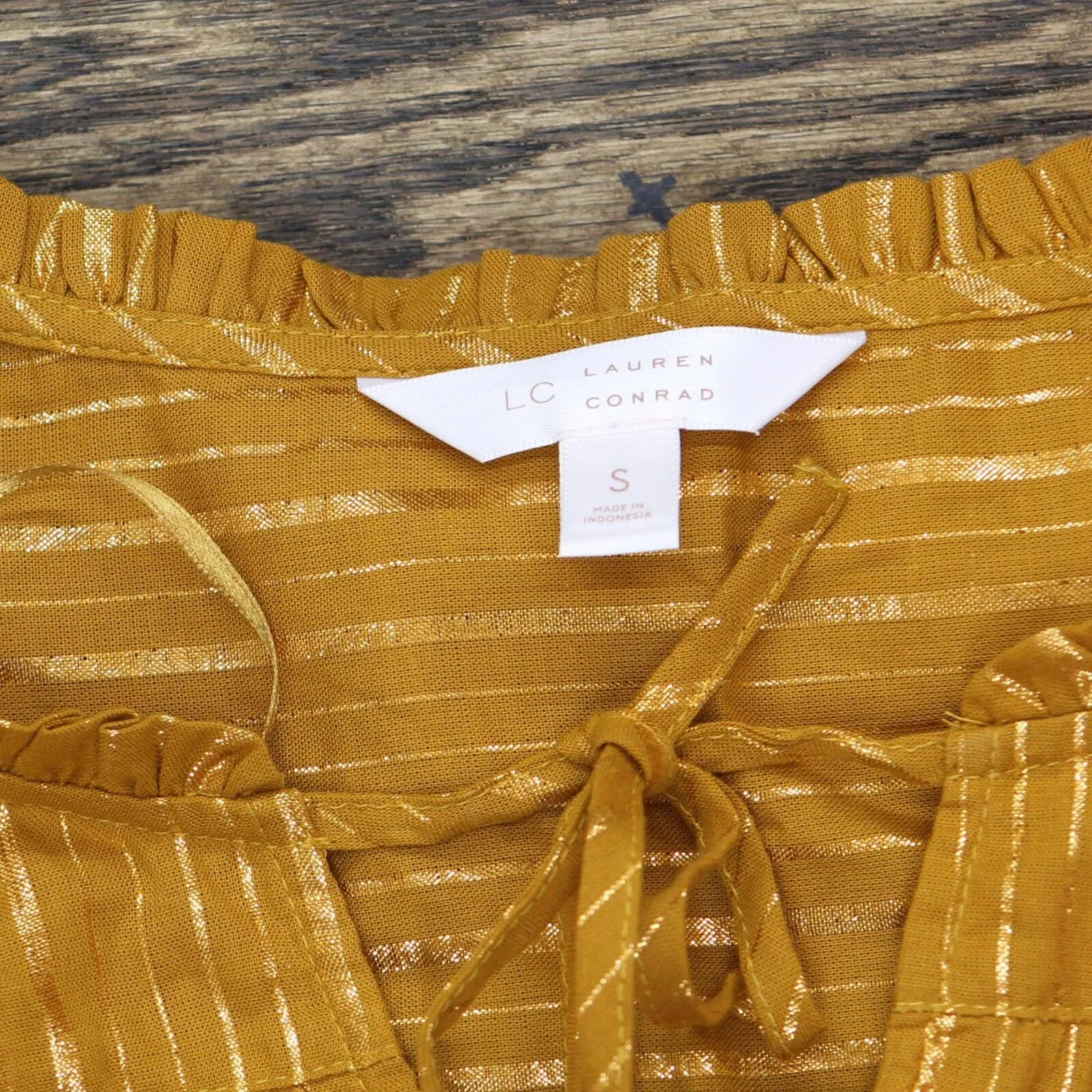 LC Lauren Conrad Ruffle Trim Tie Front Striped Blouse Shirt Shiny Brown Orange S