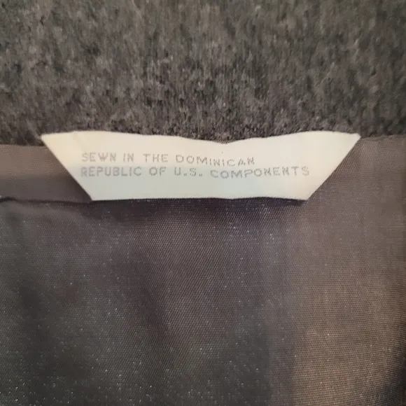 MAJESTIC SPECIALTIES WOMENS 100% WOOL GREY BLAZER W/GOLD BUTTON SZ 16 LIKE NEW