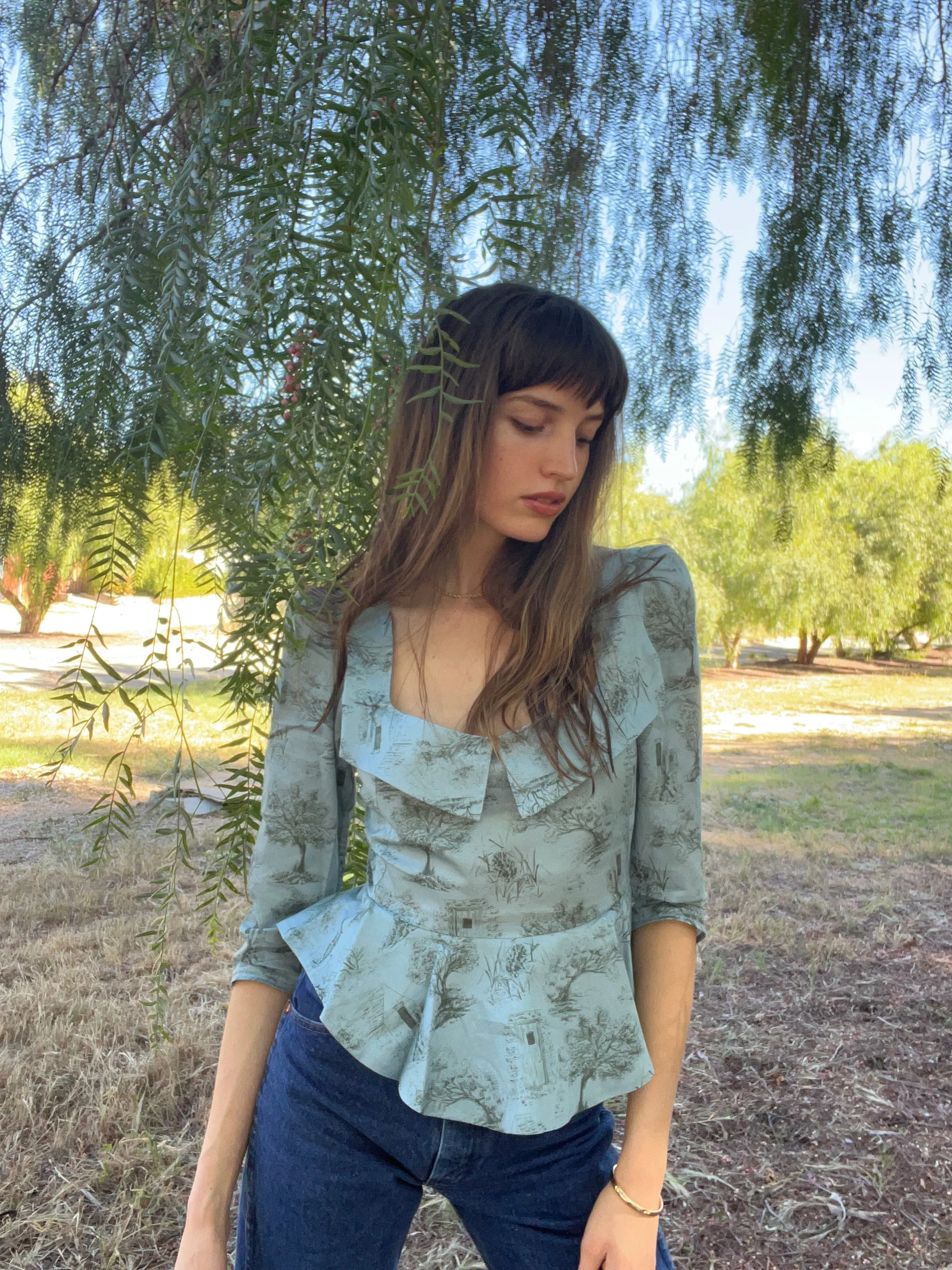 Mari Top / Cottage Blue   Pewter Green Toile Cotton