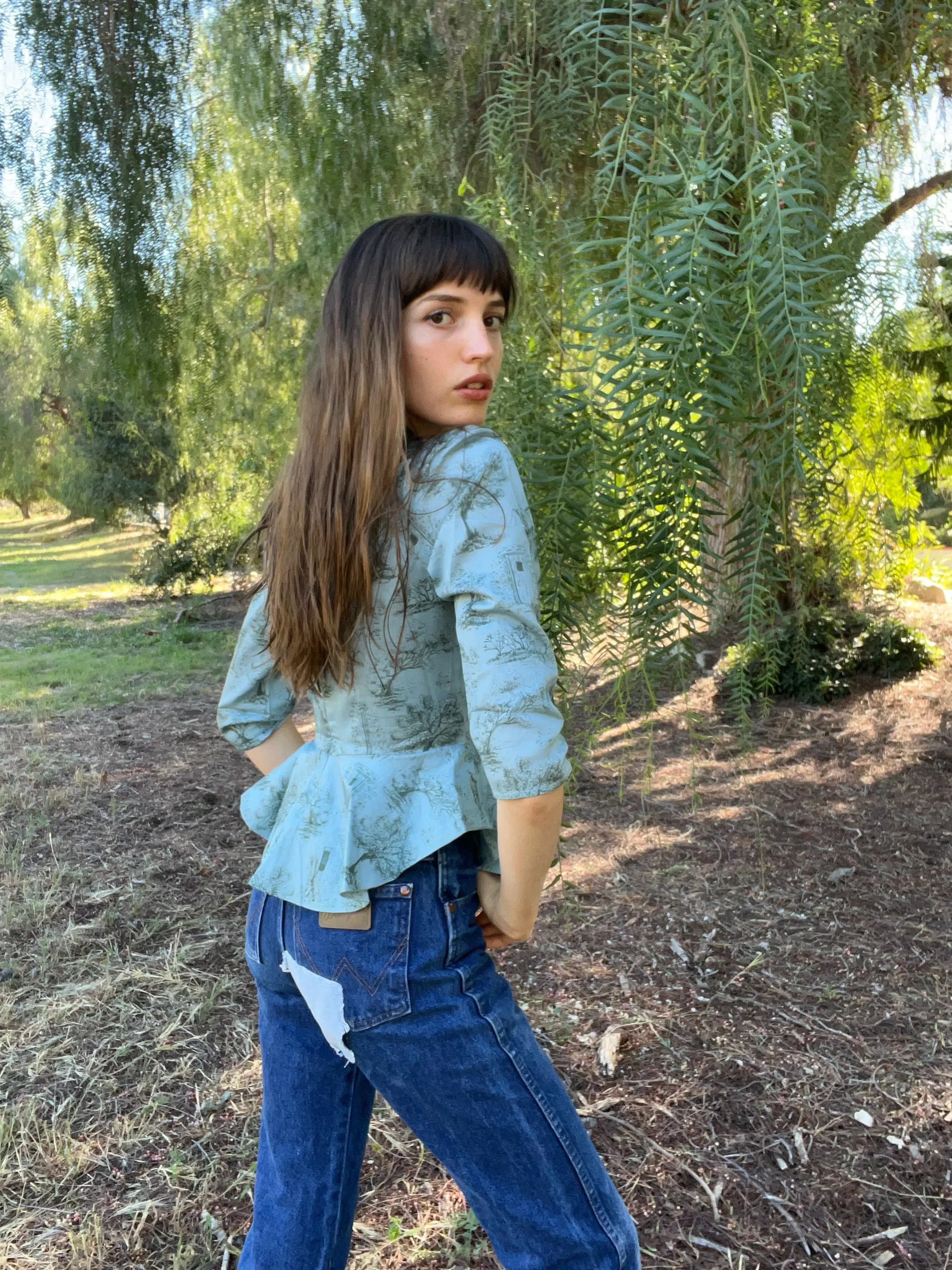 Mari Top / Cottage Blue   Pewter Green Toile Cotton