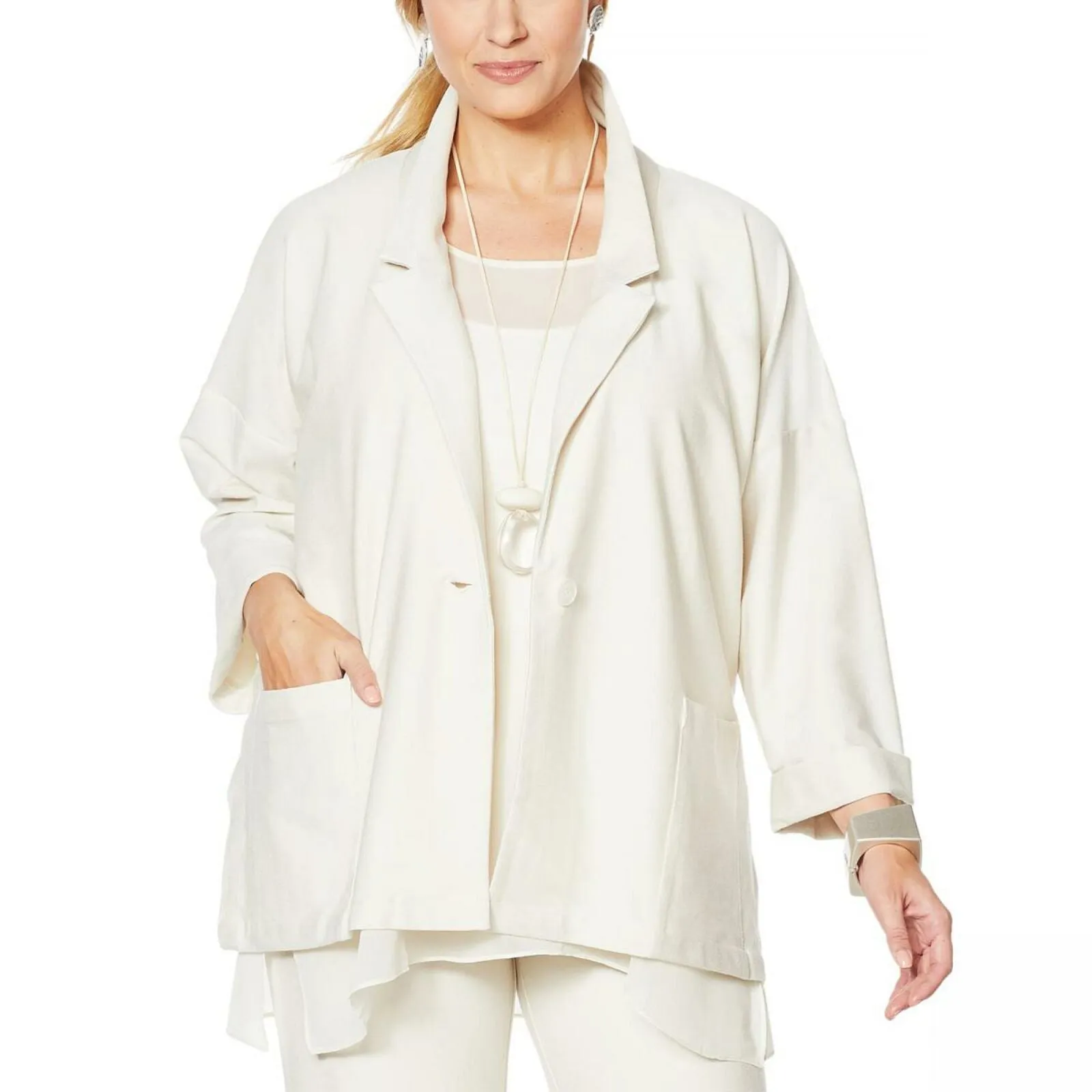 MarlaWynne WynneLayers Women's Plus Size Oversized Button Front Blazer