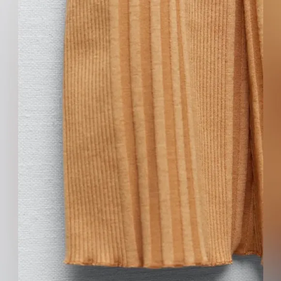 NEW ZARA - Ribbed Midi Skirt