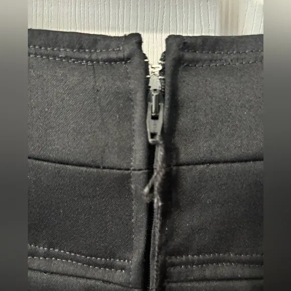 NWT Made In Italy 100% Wool Black Midi Skirt Size 12 (46) Halesia Fully Lined
