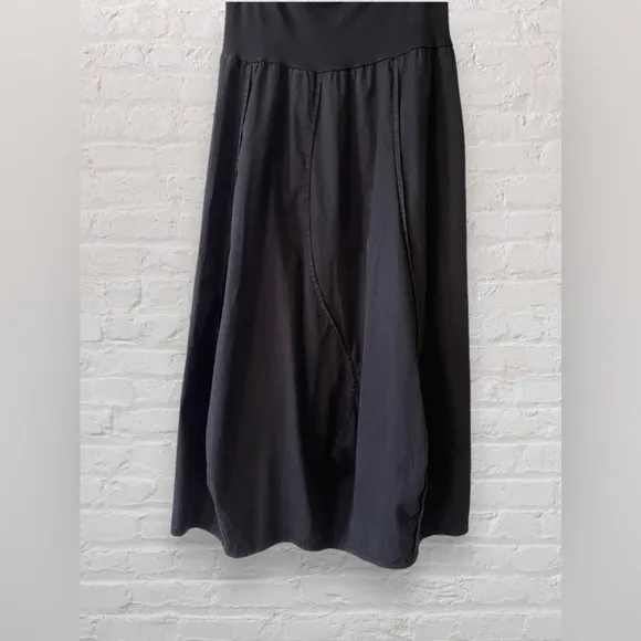 Oska Womens Lantern Skirt Sz 2 US 8-10 Black Fold Over Waist Midi Lagenlook