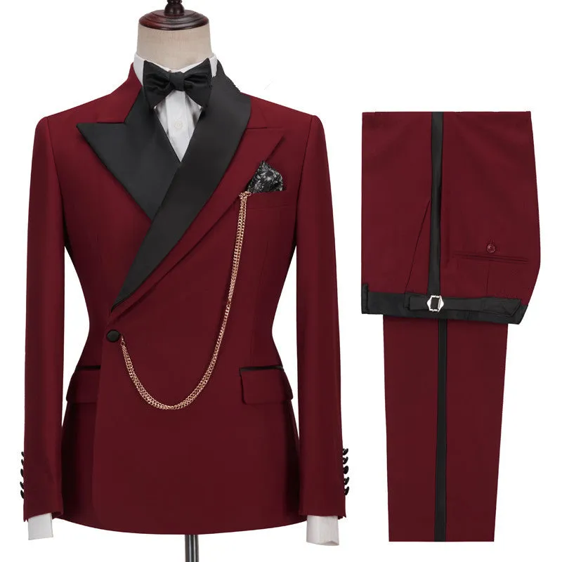 Red Peaked Lapel Slim Fit Designer Men Suits for Prom