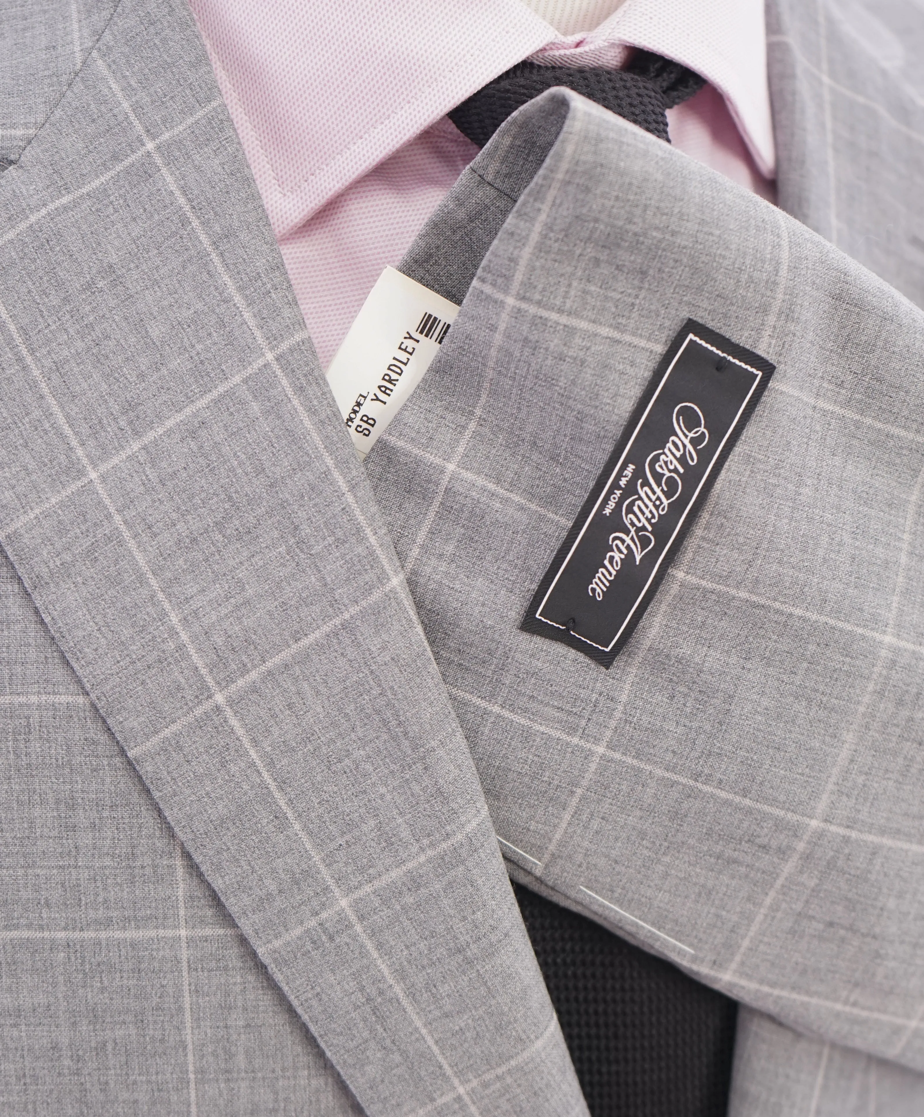 SAMUELSOHN - Notch Lapel "Performance" Gray Windowpane Check Suit - 42R