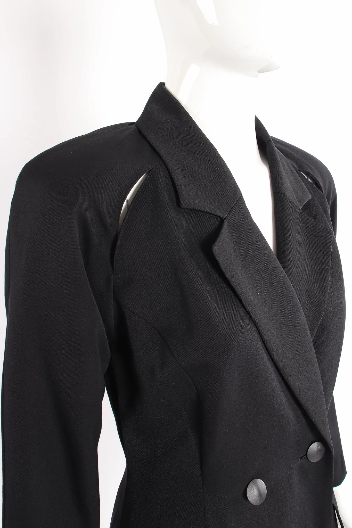 Slit Yoke Jacket & Skirt Suit