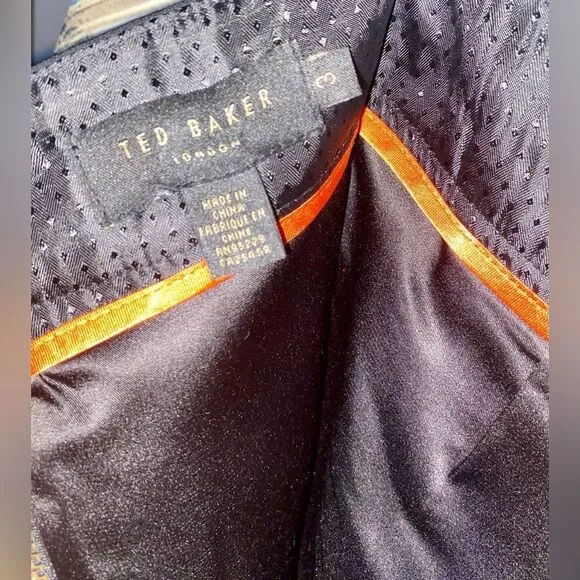 Ted Baker Lucilia geometric print mini skirt EUC