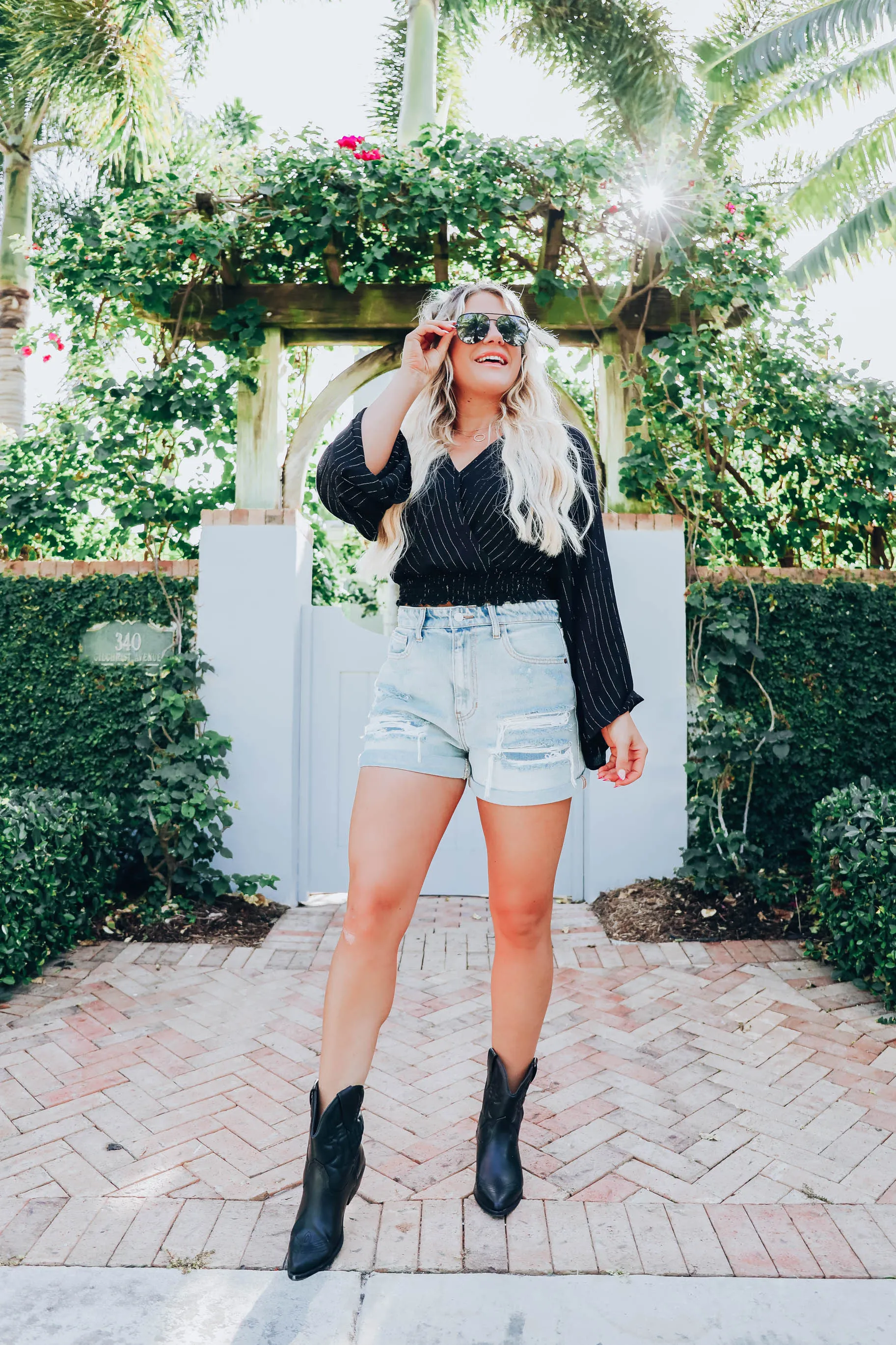 Tinsel Bell Sleeve Crop Top - Black