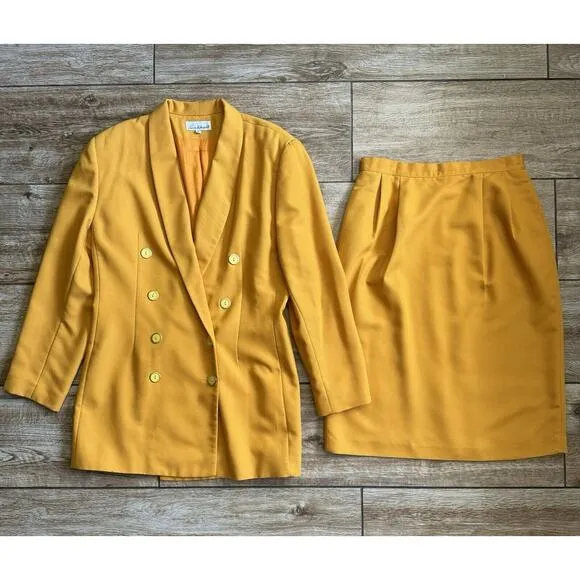 Vintage Double Breasted Skirt Suit Size 12