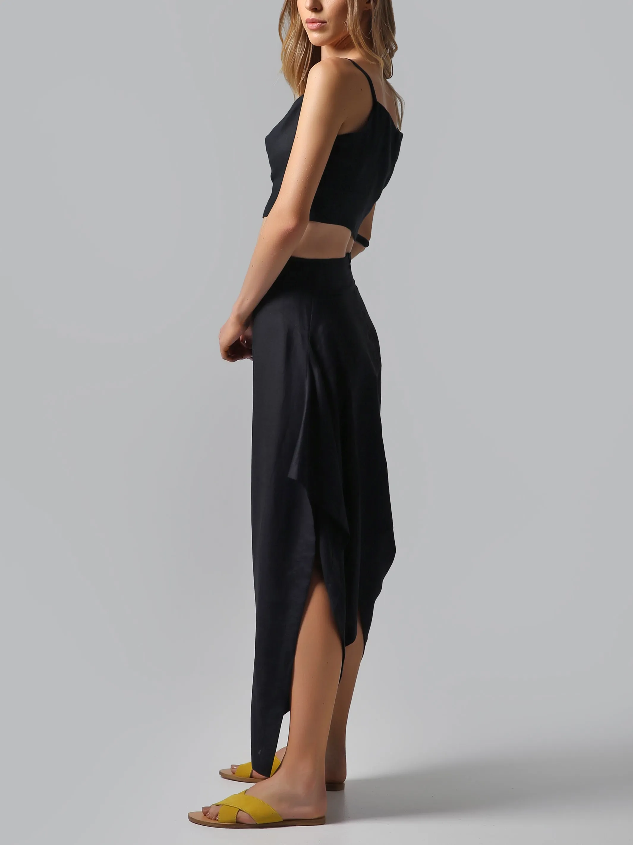 Visaltes Asymmetrical Linen Skirt