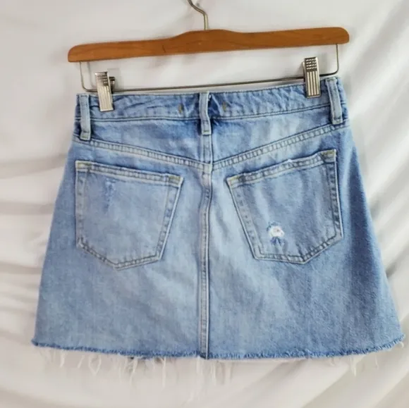 We The Free Distressed Denim Micro Mini Skirt sz 25 (A-1)
