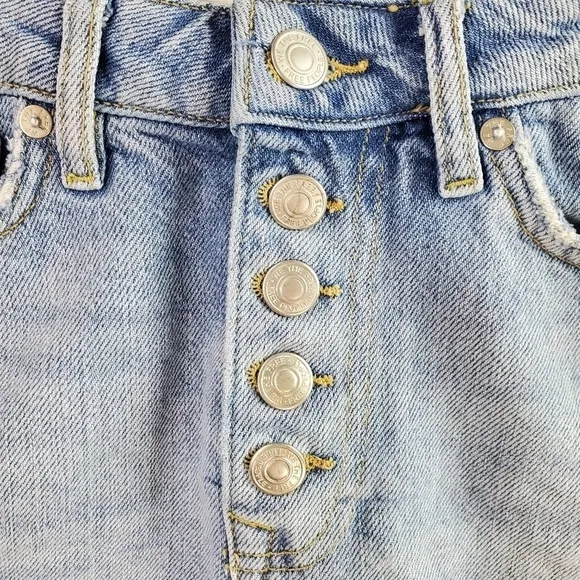 We The Free Distressed Denim Micro Mini Skirt sz 25 (A-1)