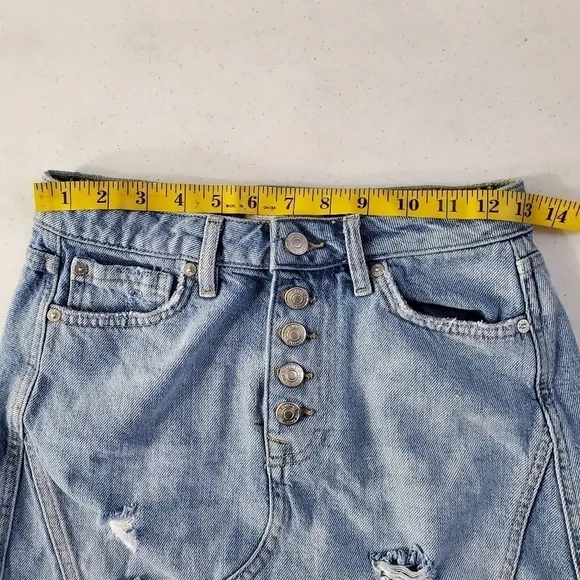 We The Free Distressed Denim Micro Mini Skirt sz 25 (A-1)