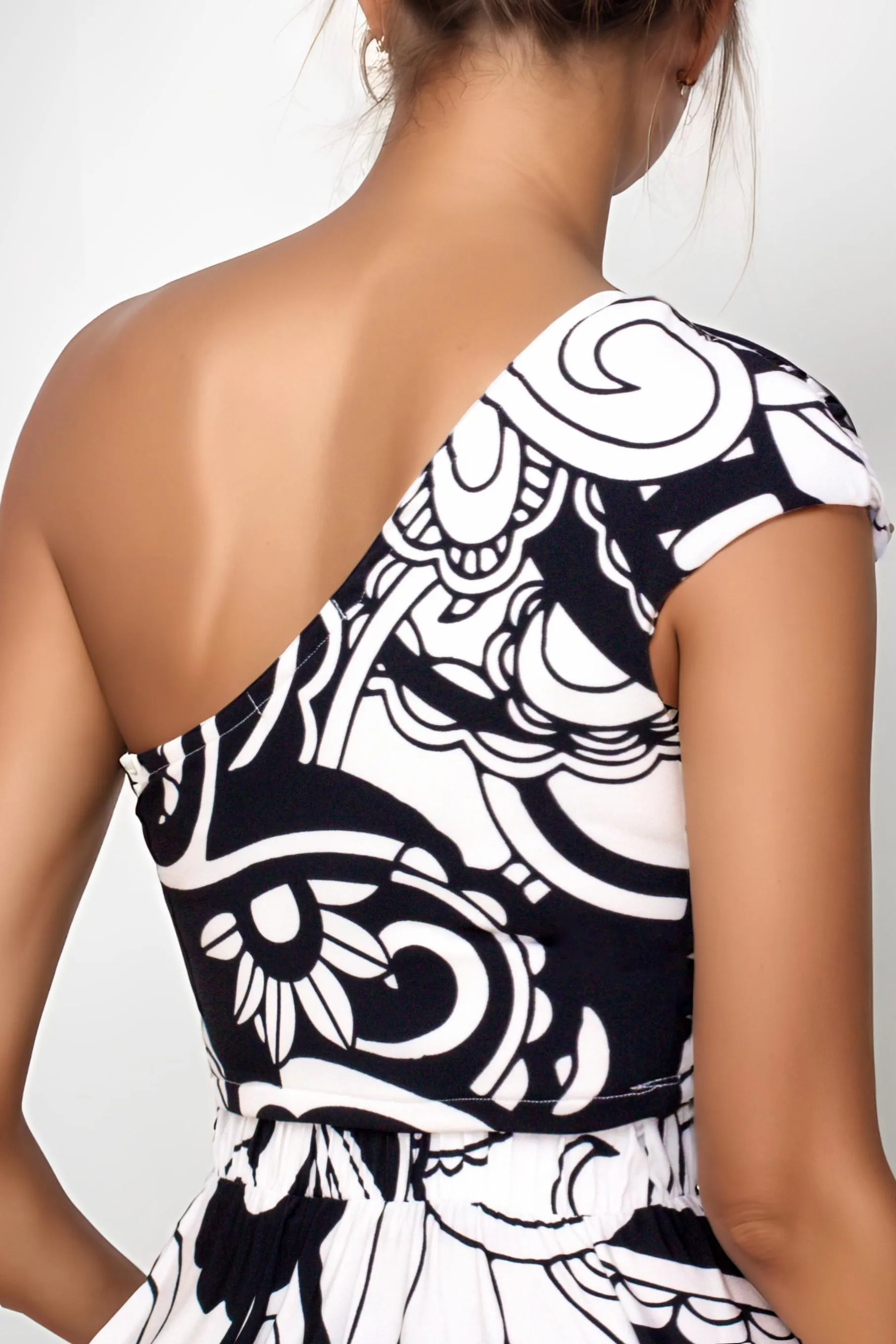 X-SMALL Magpie Maxi Skirt & Asymmetrical Top Set